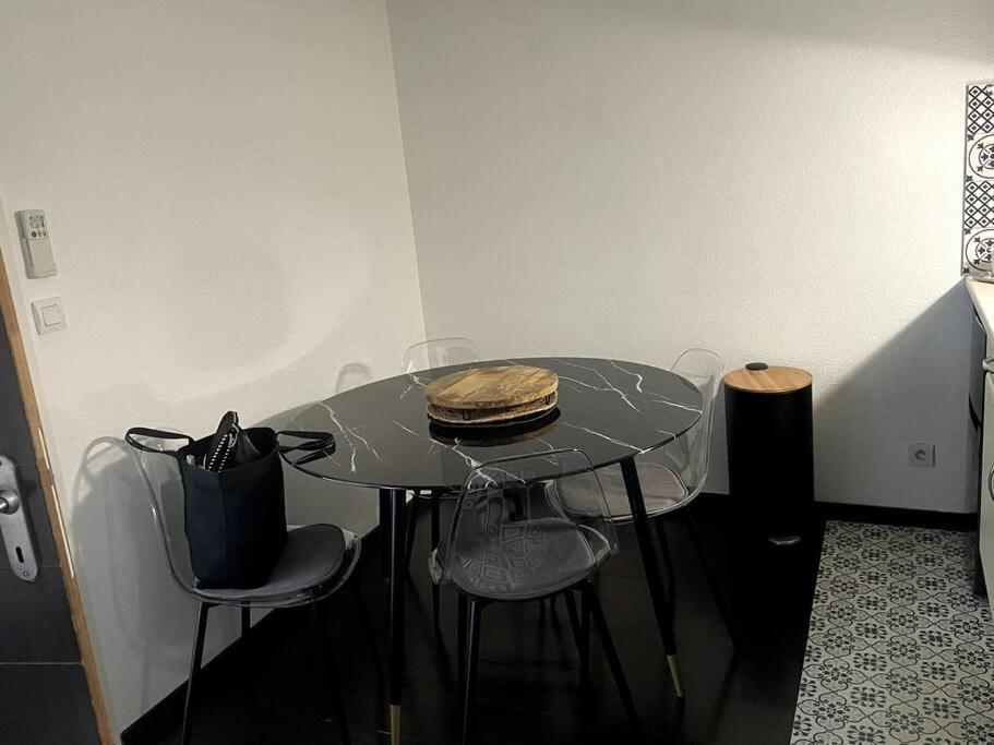 Le Chic Apartment Lourdes Exterior foto